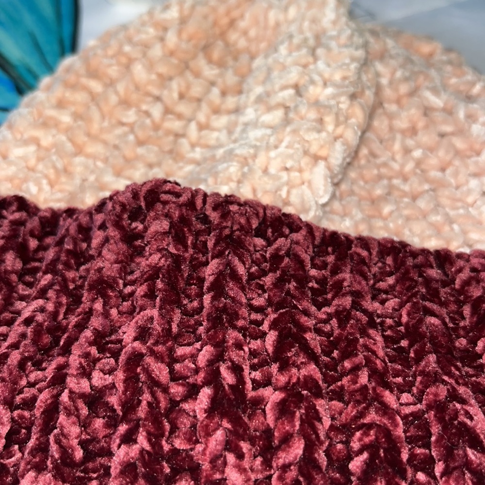 Winter hat - Picture 2 of 2